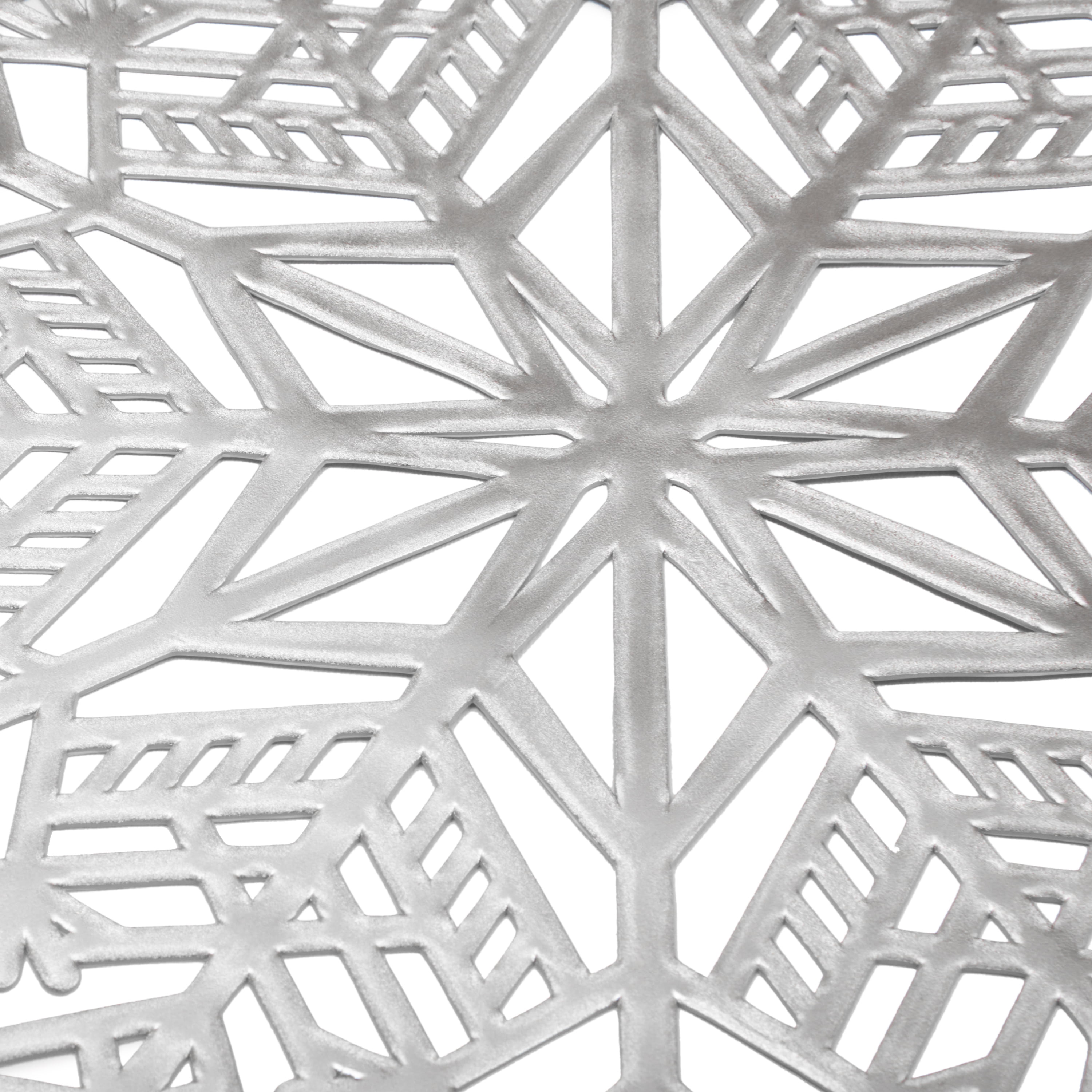 Holiday Time Snowflake placemat-Silver
