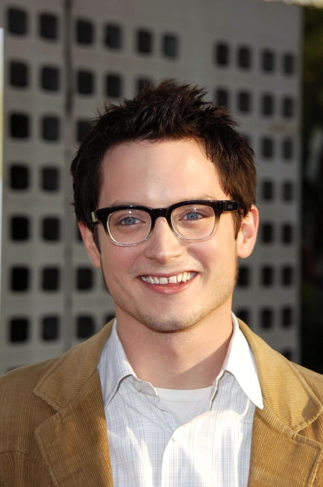 Elijah Wood At Arrivals For Down In The Valley Premiere At Los Angeles ...