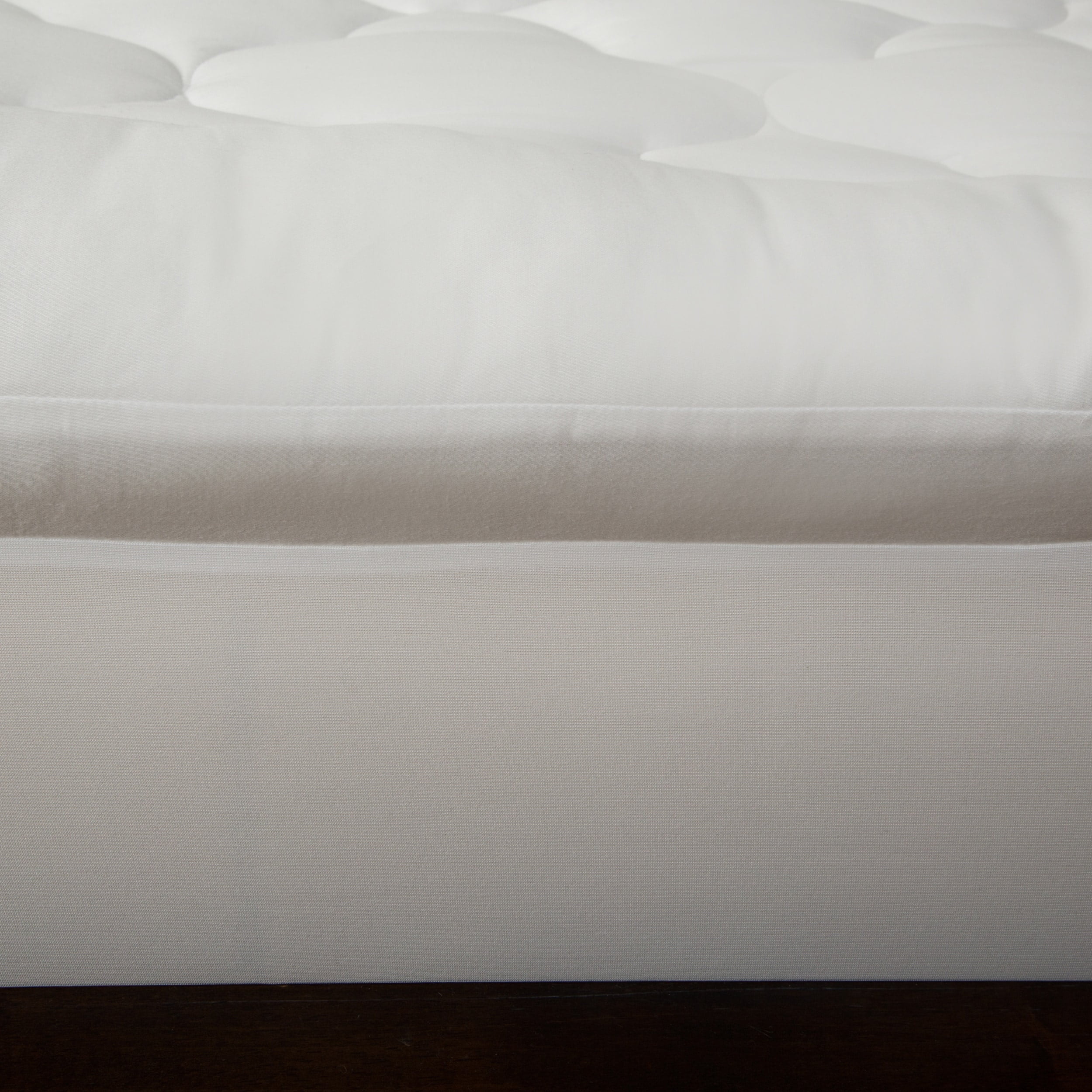 Grandeur Collection Premium Overfilled Cotton Mattress Pad 300 Thread Count by White full