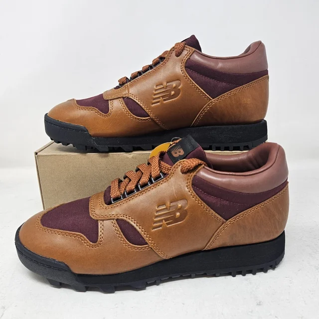 Men's New Balance Rainier Low Hiking Shoe / Ginger Brown Red / UALGSOG / Size 8