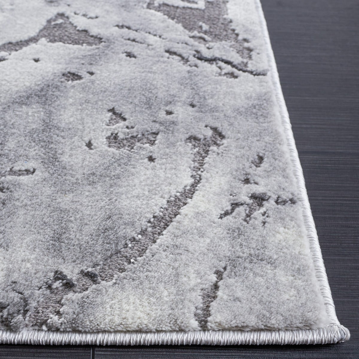 SAFAVIEH Craft Sharlene Abstract Area Rug, Grey/Dark Grey, 6'7" x 6'7" Square