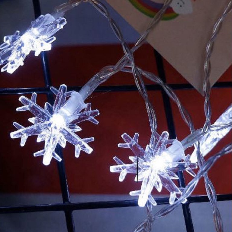 Lights4fun, Inc. Battery Operated Cool White LED Acrylic Snowflake Hanging  Christmas Winter Window Light Decoration