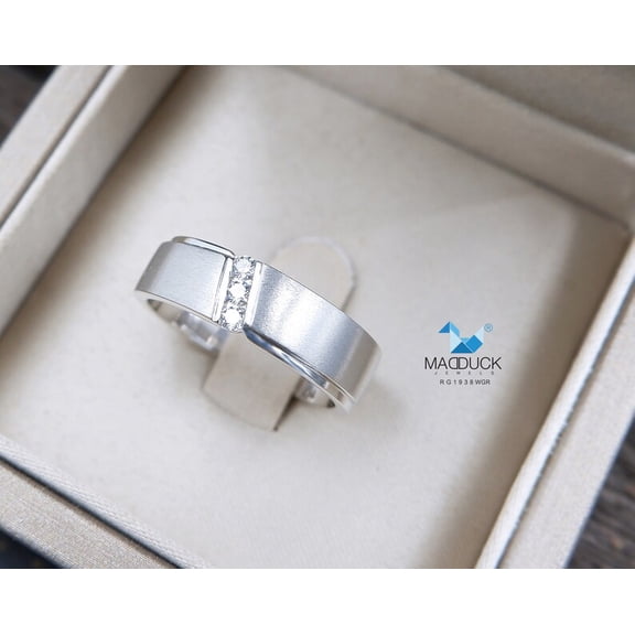 Cubic Zirconia / Sterling Silver 925 Ring / Rhodium plated Nickel-Free / MadDuckJewels RG1938WGR / Thailand Jewelry