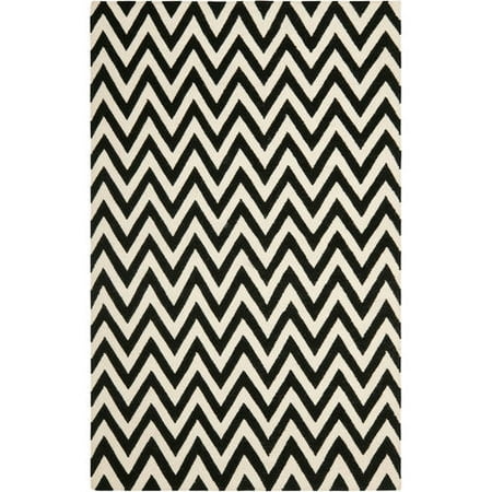 SAFAVIEH Dhurrie Bentley Chevron Zigzag Wool Area Rug  Black/Ivory  4  x 6 Dhurries Rug Collection. Contemporary Flat Weave Rugs. The Dhurrie Collection of contemporary flat weave rugs is made using 100% pure wool and faithful obedience to the traditions of the local artisans of India. The original texture and soft coloration of antique Dhurries  so prized by collectors  is skillfully recreated in these sublime carpets. Flat weave construction and classic geometric motifs  with their natural  organic nuances in pattern and tone  are equally at home in casual  contemporary  and traditional settings.
