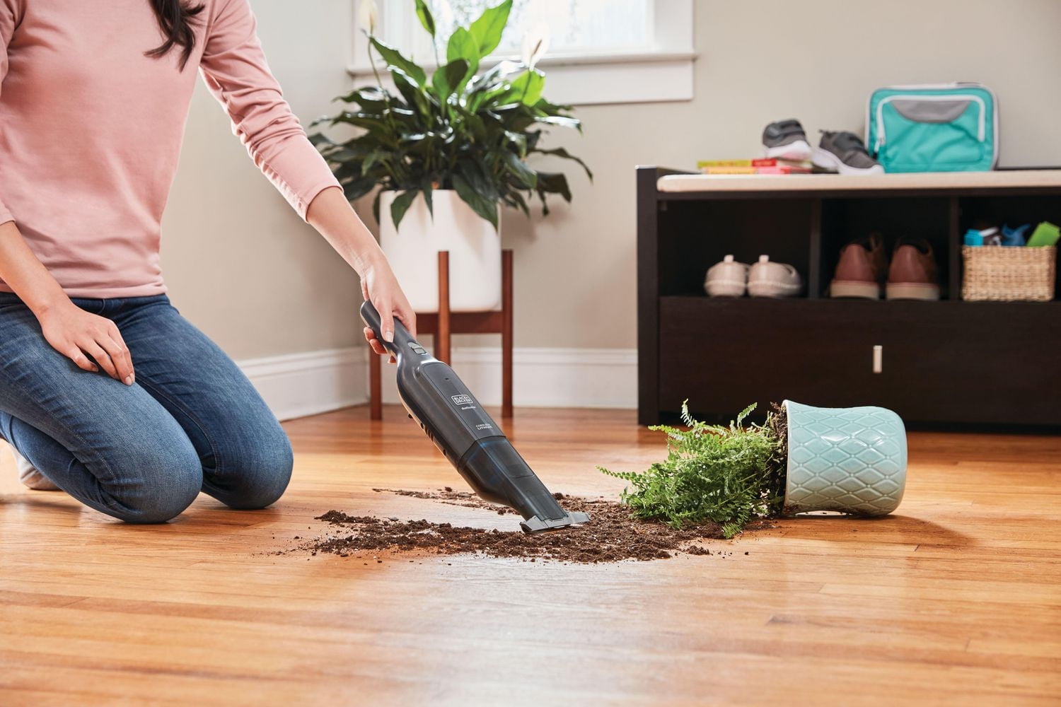 BLACK+DECKER dustbuster® AdvancedClean™ Slim Cordless Hand Vacuum, 12V Max, 12V MAX - Aspirateur à main sans fil mince.