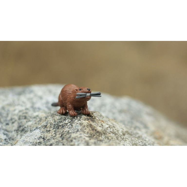 Plastic sale beaver figurines