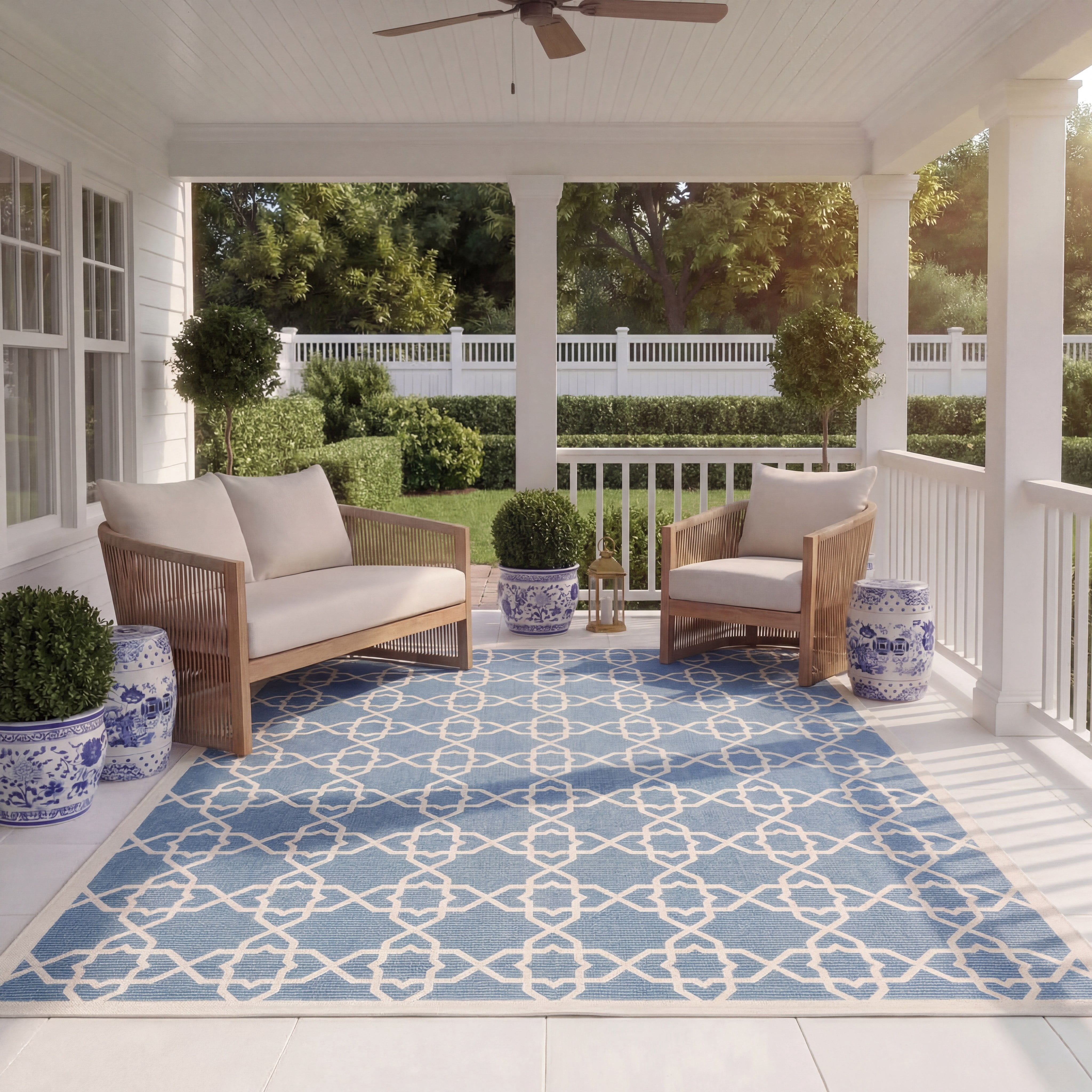 SAFAVIEH Courtyard Carol Geometric Indoor/Outdoor Area Rug, 5'3" x 7'7", Blue/Beige