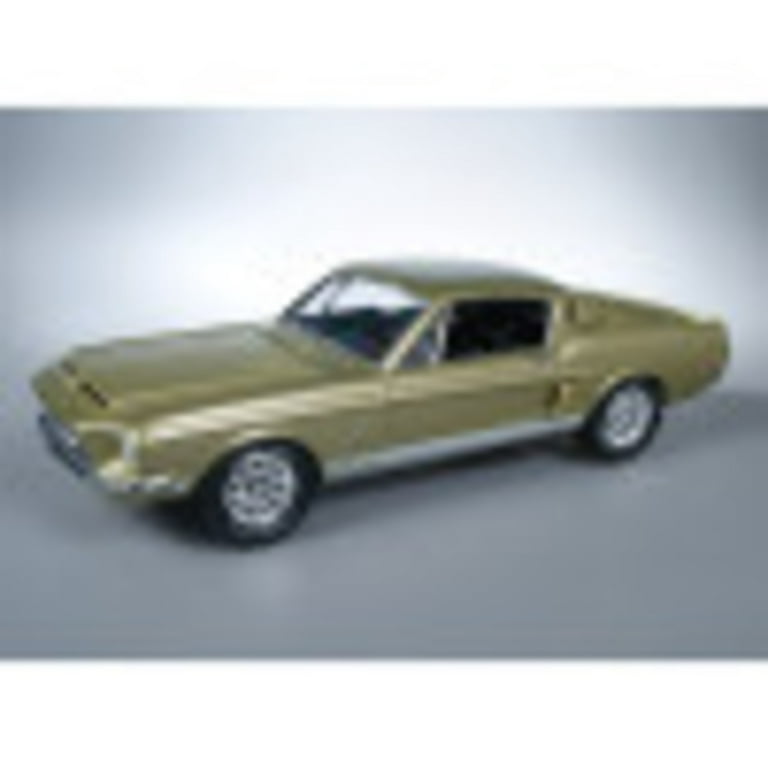 AMT: 1:25 Scale Model Kit - 1968 Shelby GT500 - Lime Gold, 80 Parts -  Authentic Vehicle Building Kit, Replica Classic Car, Skill Level 2, Age 14+  