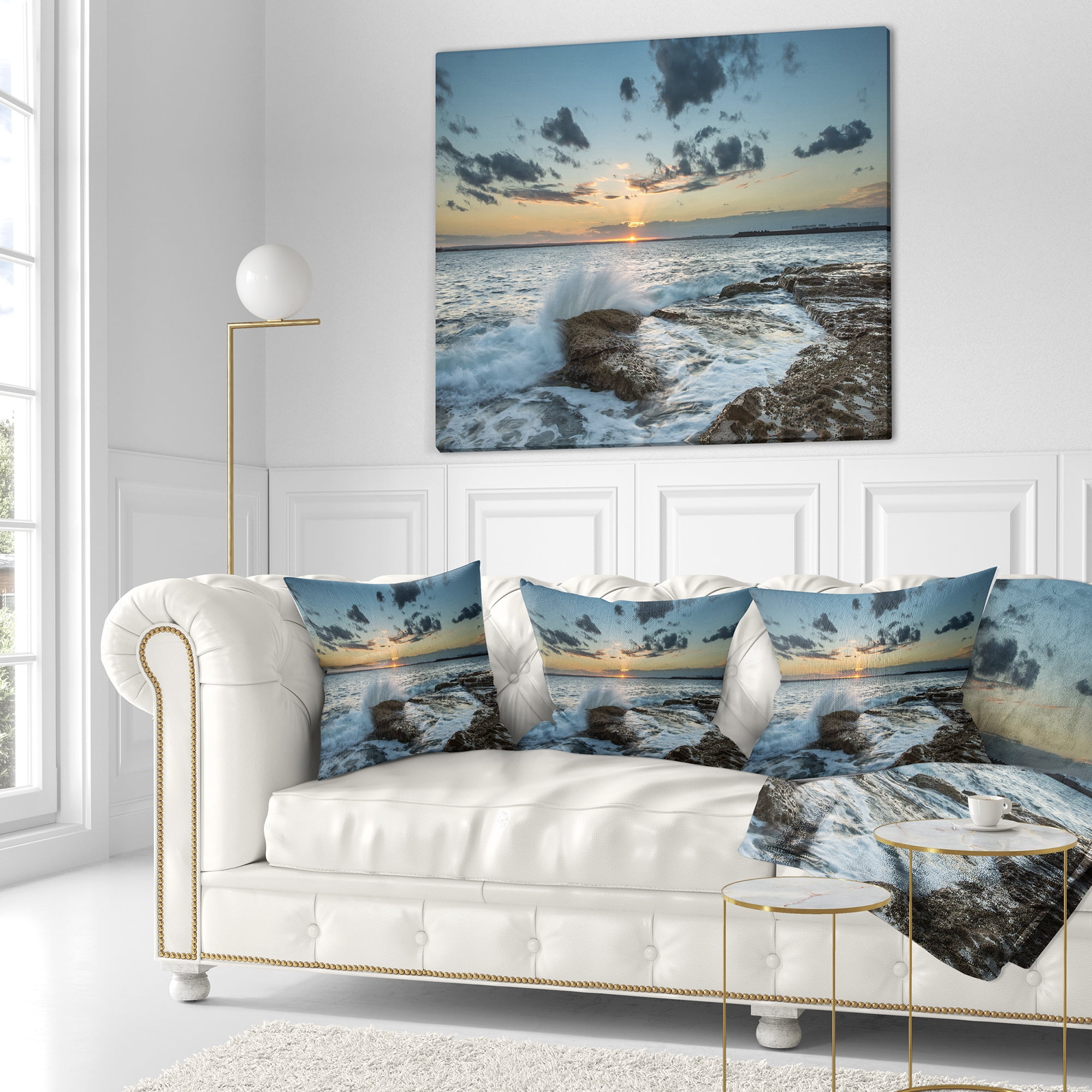 Designart Bright Sydney Sunset Over Sea - Seascape Throw Pillow - 16x16