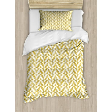 Geometric Twin Size Duvet Cover Set, Traditional Herringbone Pattern Striped Zigzags in Sandy Texture, Decorative 2 Piece Bedding Set with 1 Pillow Sham, Earth Yellow and White, by Ambesonne