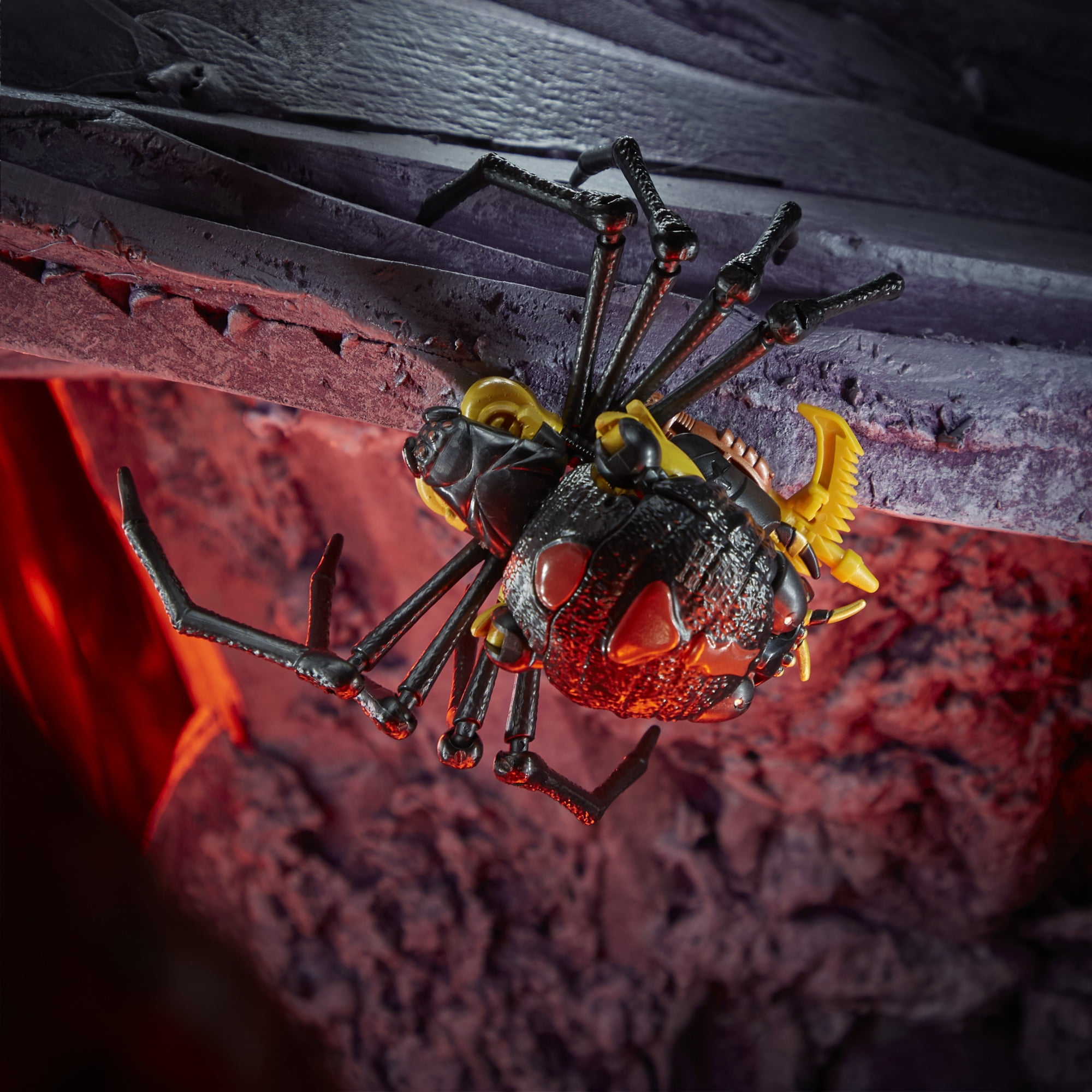 TRA GEN WFC K DELUXE BLACK ARACHNIA