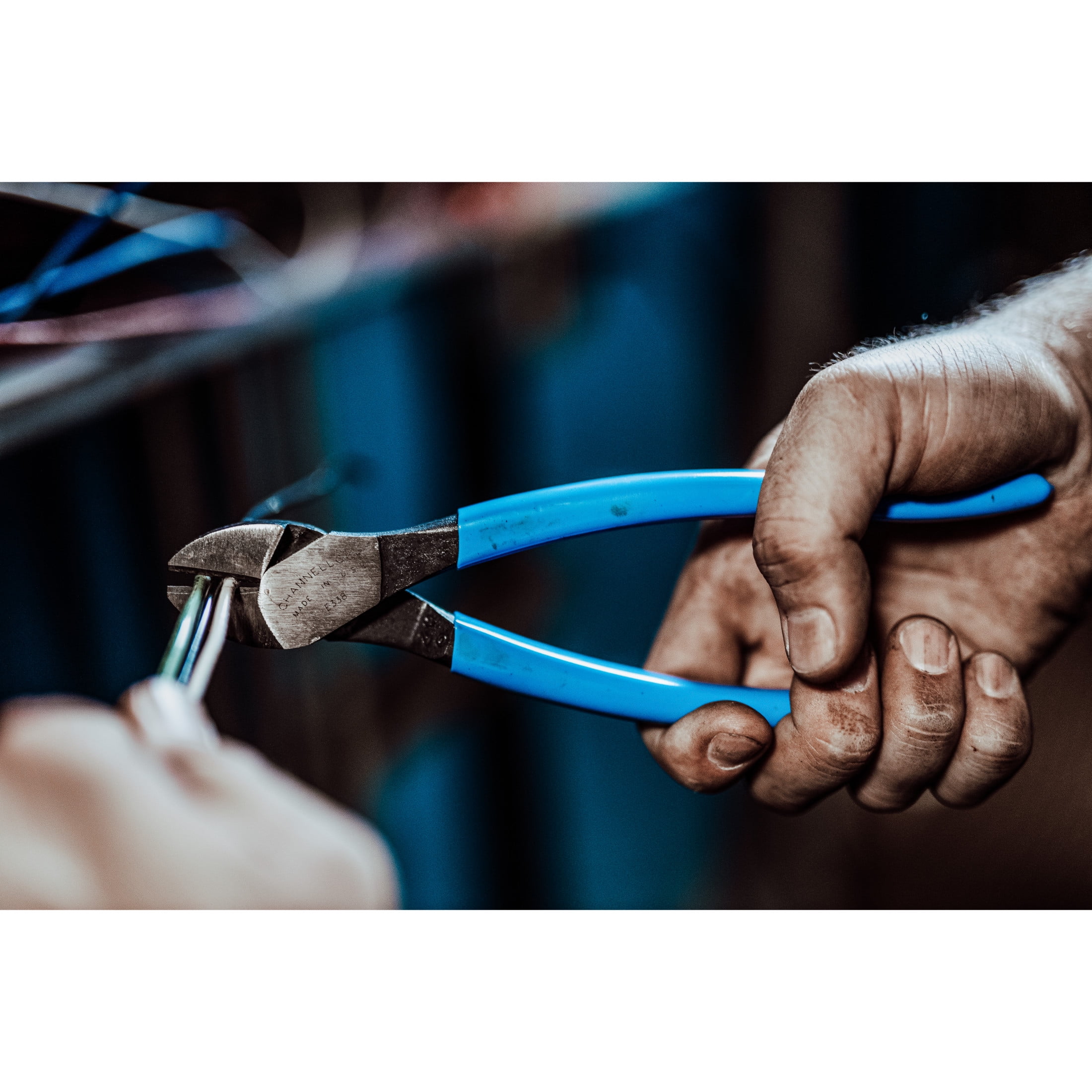 CHANNELLOCK 8-inch XLT High Leverage Diagonal Cutting Pliers, Knife and Anvil Style Cutting Edge, Made in USA (338)