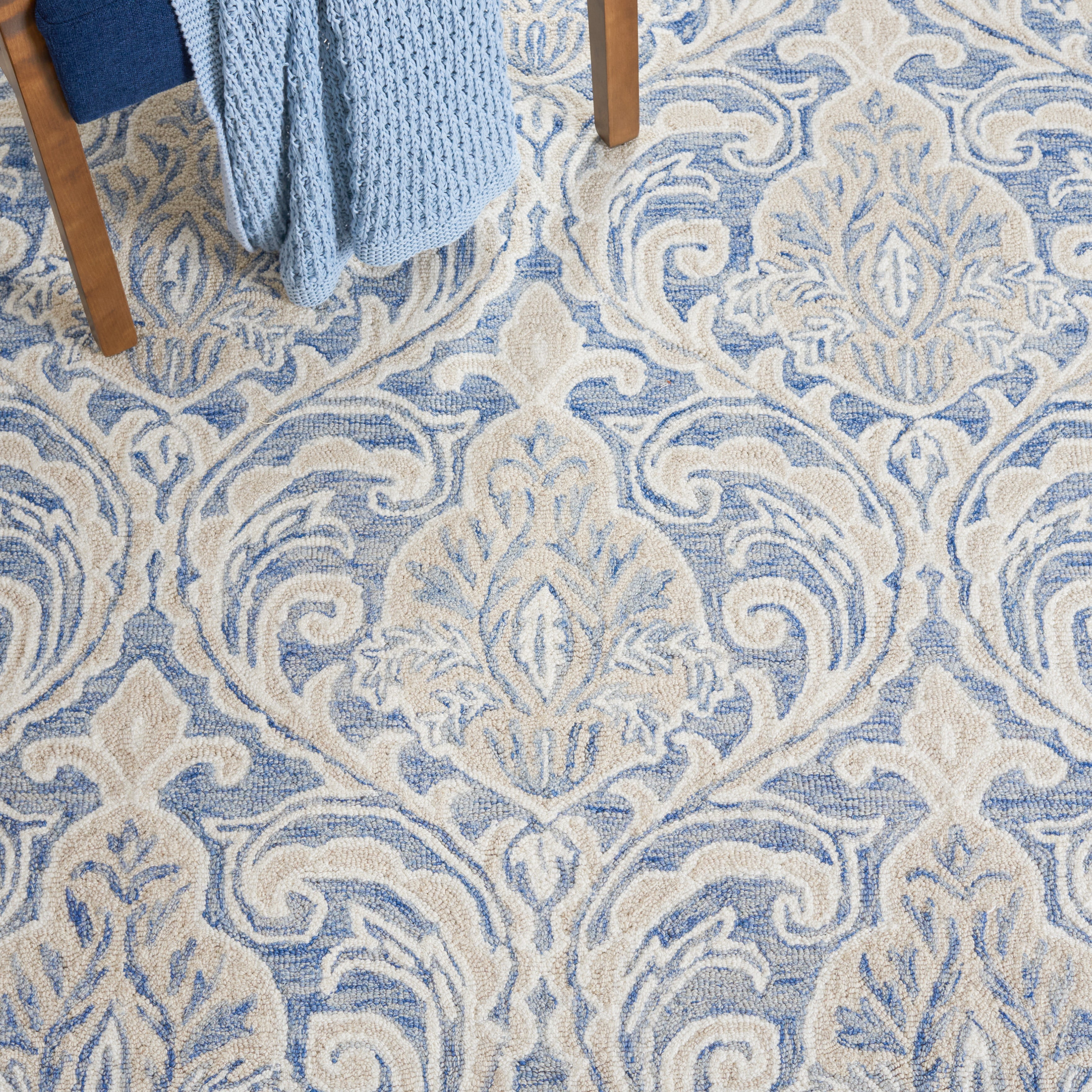 SAFAVIEH Micro-Loop Cornelius Floral Runner Rug, Blue/Ivory, 2'3" x 9'