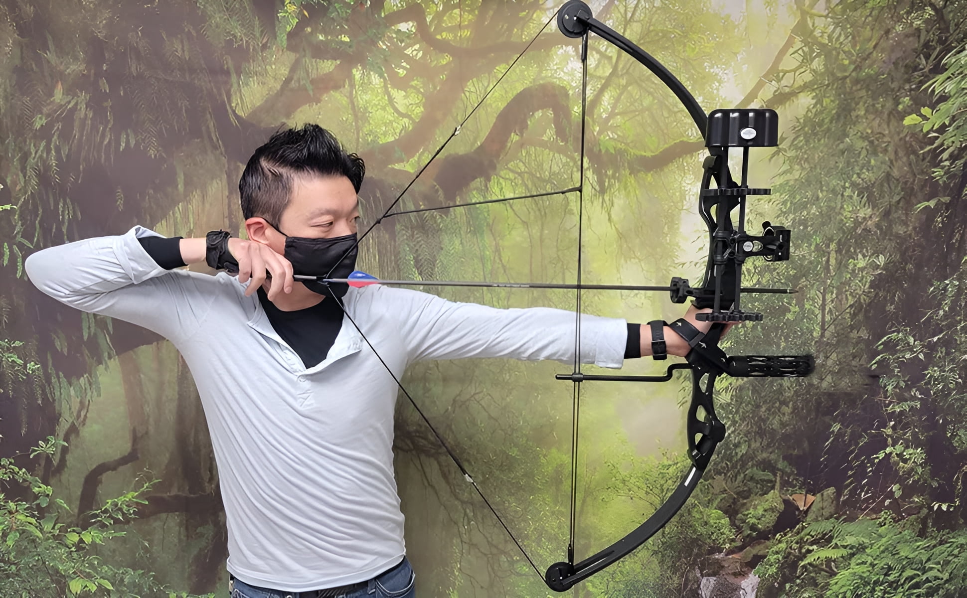 Southland Archery Supply Right-Handed Adults Compound Bow