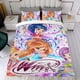 thumbnail image 4 of Club Winx Conjunto de sábanas temático, trío de piezas, cómodo y amigable con la piel, diseño único, regalo de decoración para el hogar para familiares, amigos y fans, 90 cm * 190 cm, 4 of 6