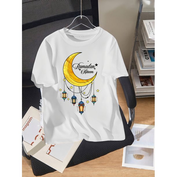 Boys' Ramadan Kareem Moon & Lantern Graphic T-Shirt - Casual, Loose Fit, Short Sleeve, Festive Design, Cotton, Perfect for Summer, Gift for Eld, Gift for Ramadan