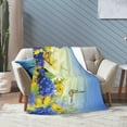 thumbnail image 4 of Yibo Hydrangeas and Daisies Flowers Blanket Flannel Soft and Comfortable Anti-static Bed Sofa Blanket, 4 of 9