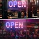 thumbnail image 4 of Letrero LED abierto Thirdpolite, 76 x 25 cm, regulable en 3 modos, bandera de EE. UU., 4 of 6
