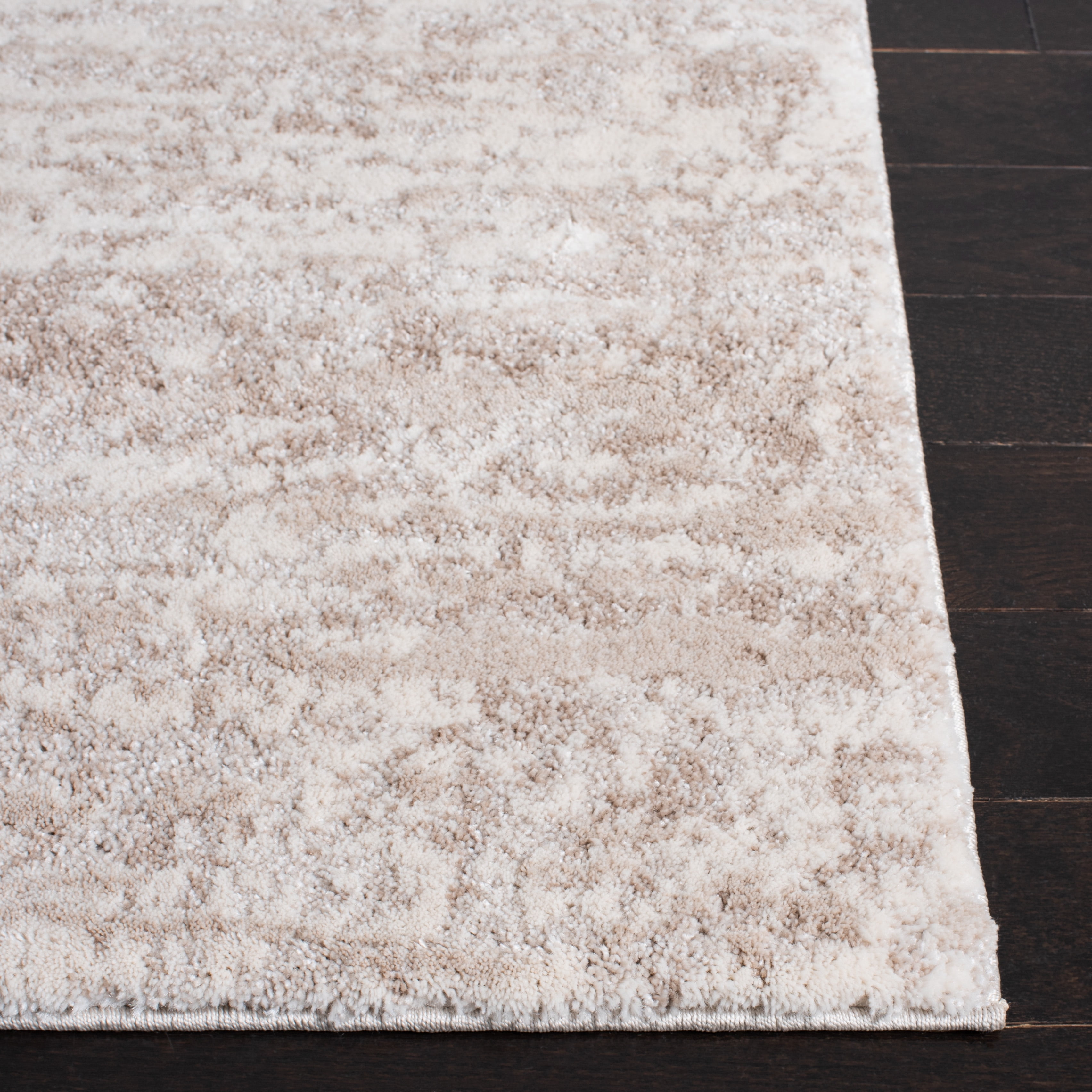 SAFAVIEH Century Arianne Distressed Area Rug, Ivory/Beige, 8' x 8' Square