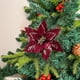 thumbnail image 4 of Flores Artificiales Navideñas Rojas | Arreglo Floral Navideño de Tela de Alta Gama | Jarrón Decorativo Ligero | Decoración Festiva para Interiores y Exteriores, Fiestas y Reuniones, 4 of 6