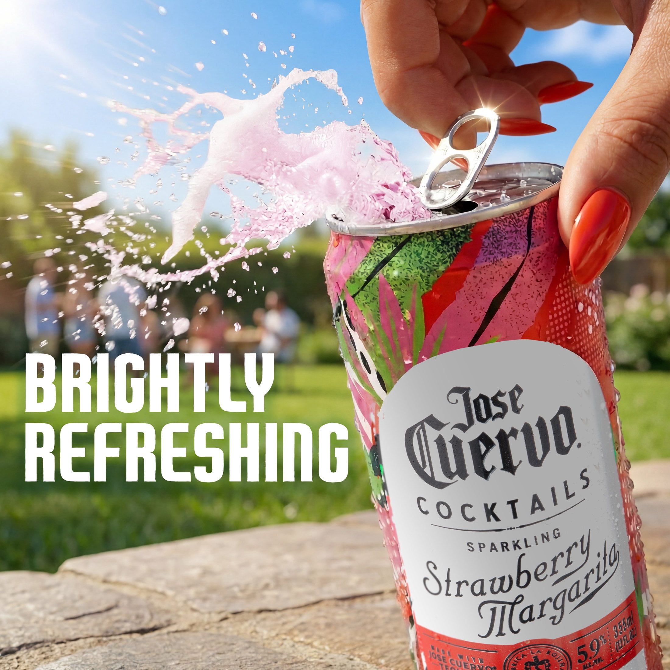Jose Cuervo Sparkling Strawberry Cocktail, 4 pack, 355 ml Cans, 5.9% ABV