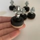 thumbnail image 5 of Niveladores de muebles con pies de nivelación con protectores de piso, juego de 20, nivelador de patas de tornillo ajustable de alta resistencia, niveladores de mesa de gabinete de banco de traba, 5 of 5