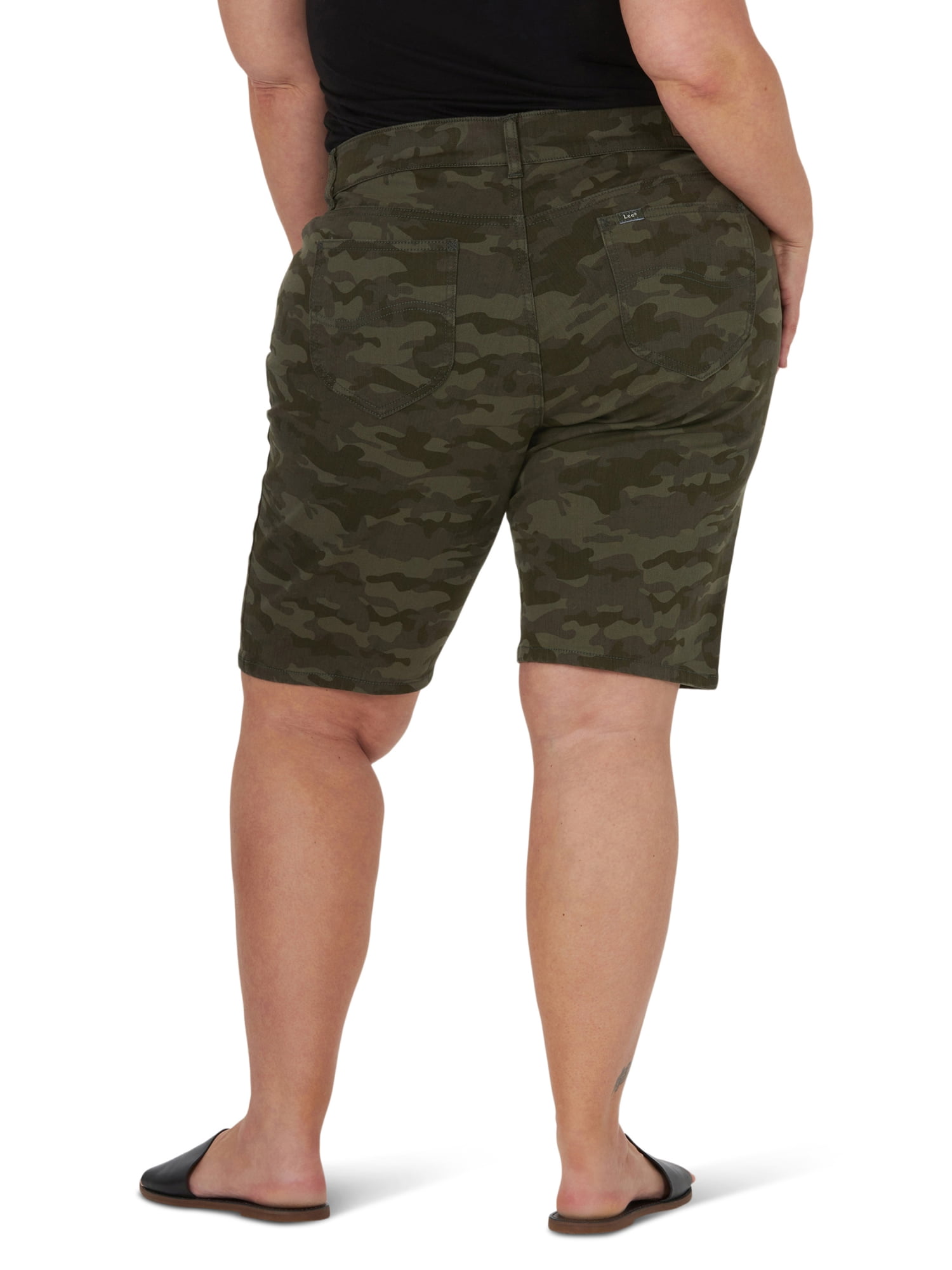 Lee Women's Plus Size Flex Motion Regular Fit Roll Cuff Bermuda