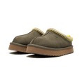 thumbnail image 2 of UGG GRADE SCHOOL UGG Tazz Slipper Kids "Burnt Olive" 1143776K BTOL 1143776K BTOL from Stadium Goods, 2 of 8
