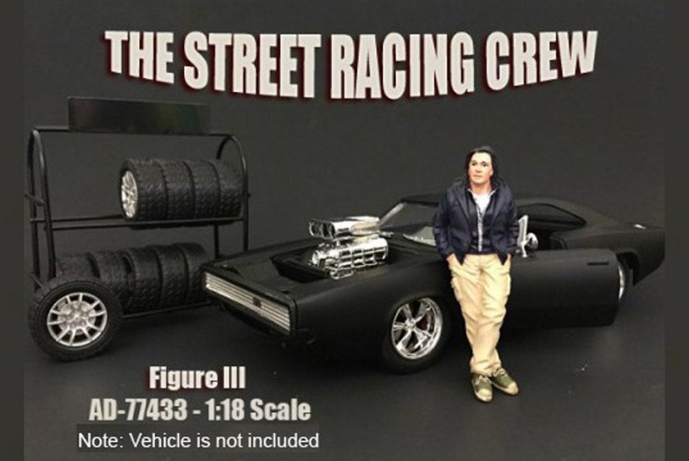 NO CARS ! 1:18 Street Racing girl figurine VERY RARE ! for diecast collectors 