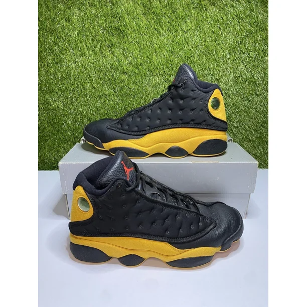 Ni - ke Air Jordan 13 Melo Class of 2002 Retro Size 9.5 Mens Sneakers 2018 414571-035