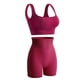 thumbnail image 4 of Conjunto de entrenamiento sin costuras de 2 piezas para mujer: pantalones cortos de yoga de cintura alta y camiseta sin mangas, sujetador incorporado, nailon/spandex, S-XL, 4 of 5
