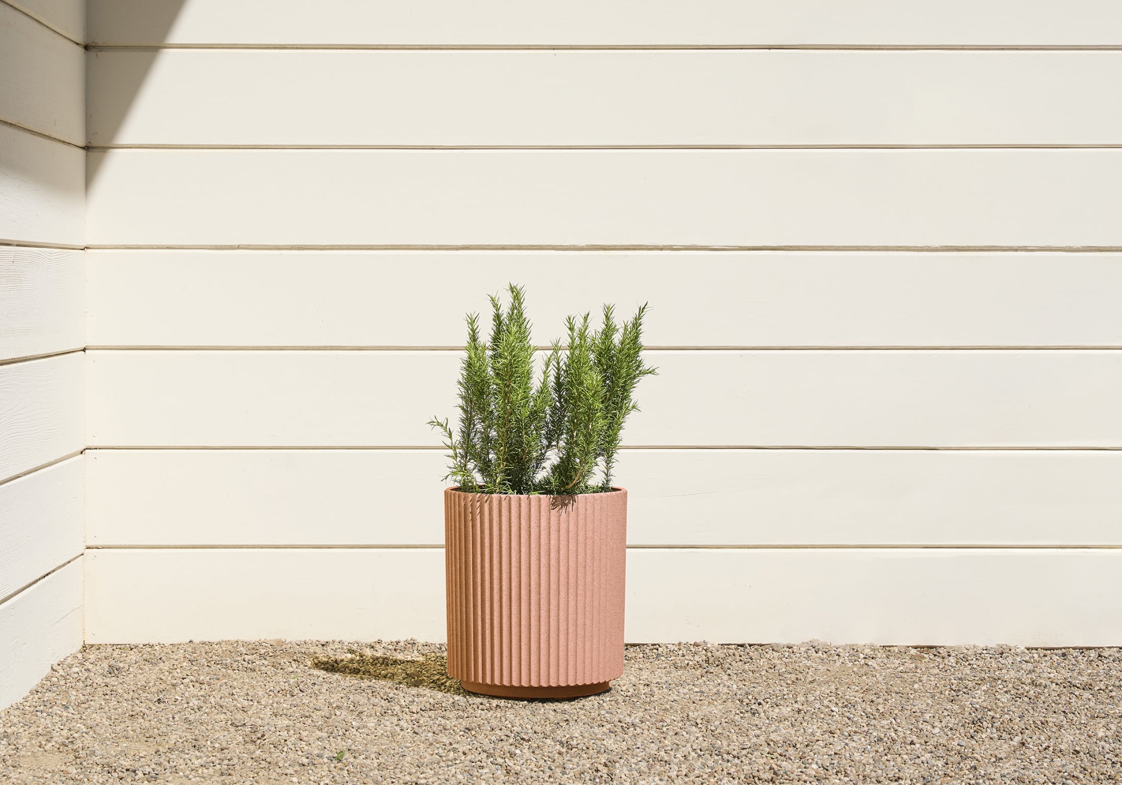 Veradek Demi Series 16" Plastic-Stone Planter - Terracotta