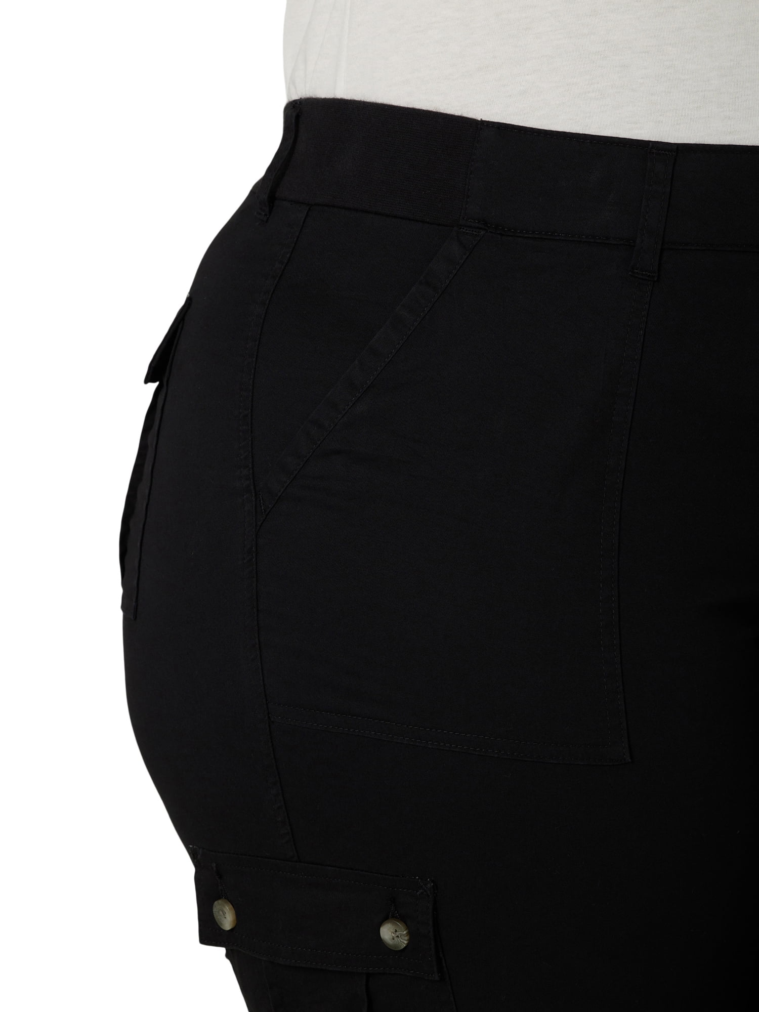 Lee Women's Plus Size Flex-to-Go Cargo Capri