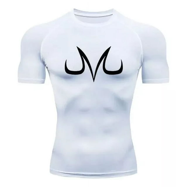 playera compresión majin boo dbz void gym anime dragon ball blanca, vista frontal centrada de camiseta ajustada de manga corta con cuello redondo y costuras raglán; logo negro estilizado tipo 'M' en el pecho, tela elástica ceñida al torso, suele usarse para entrenamiento en gimnasio.