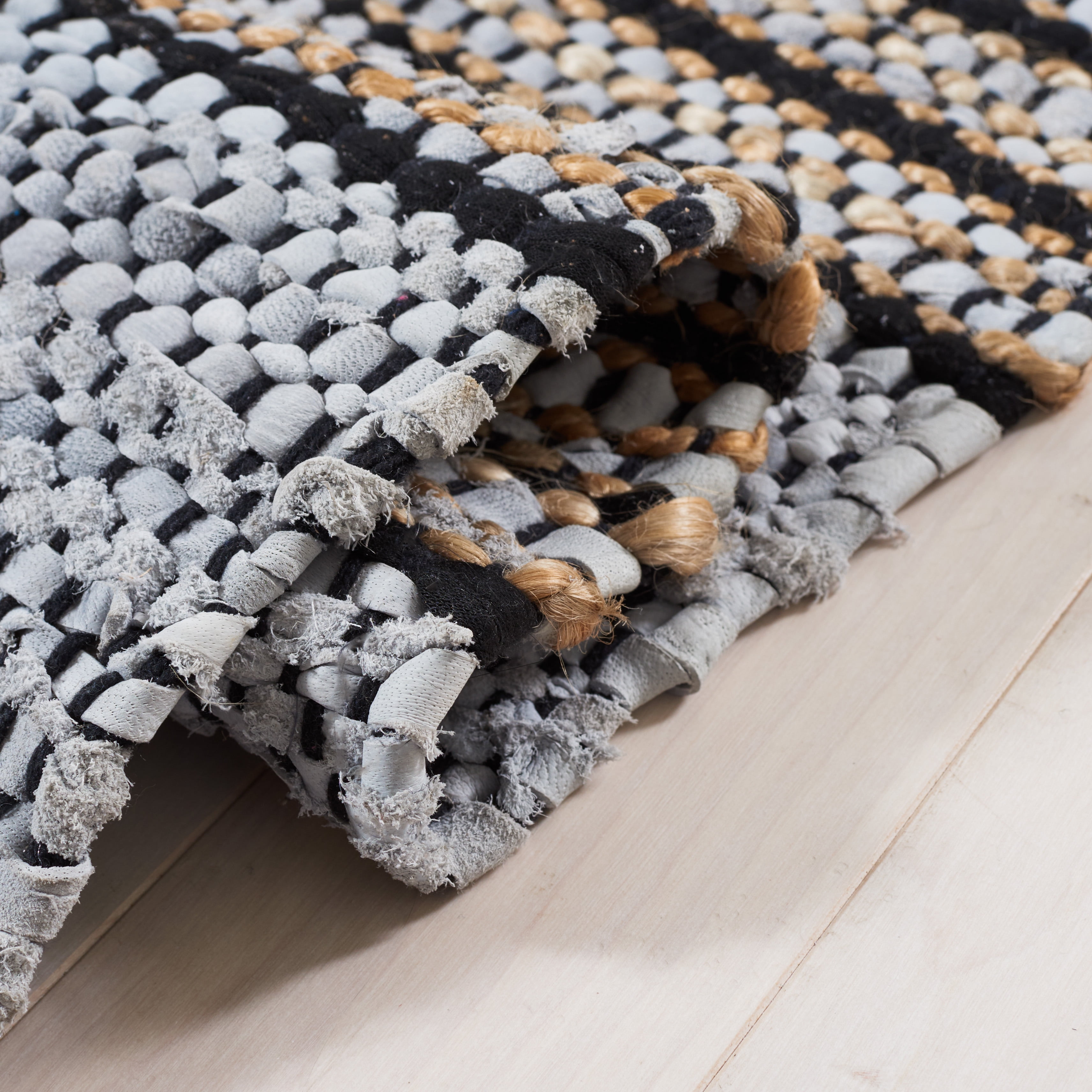 SAFAVIEH Vintage Leather Crawford Striped Runner Rug, Silver/Natural, 2'3" x 9'