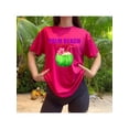 thumbnail image 2 of Playera Blusa De Palm Beach Surf Club – Vibra Tropical con Sabor a Coco Color Fucsia Talla Grande Marca Emil SaEs, 2 of 4