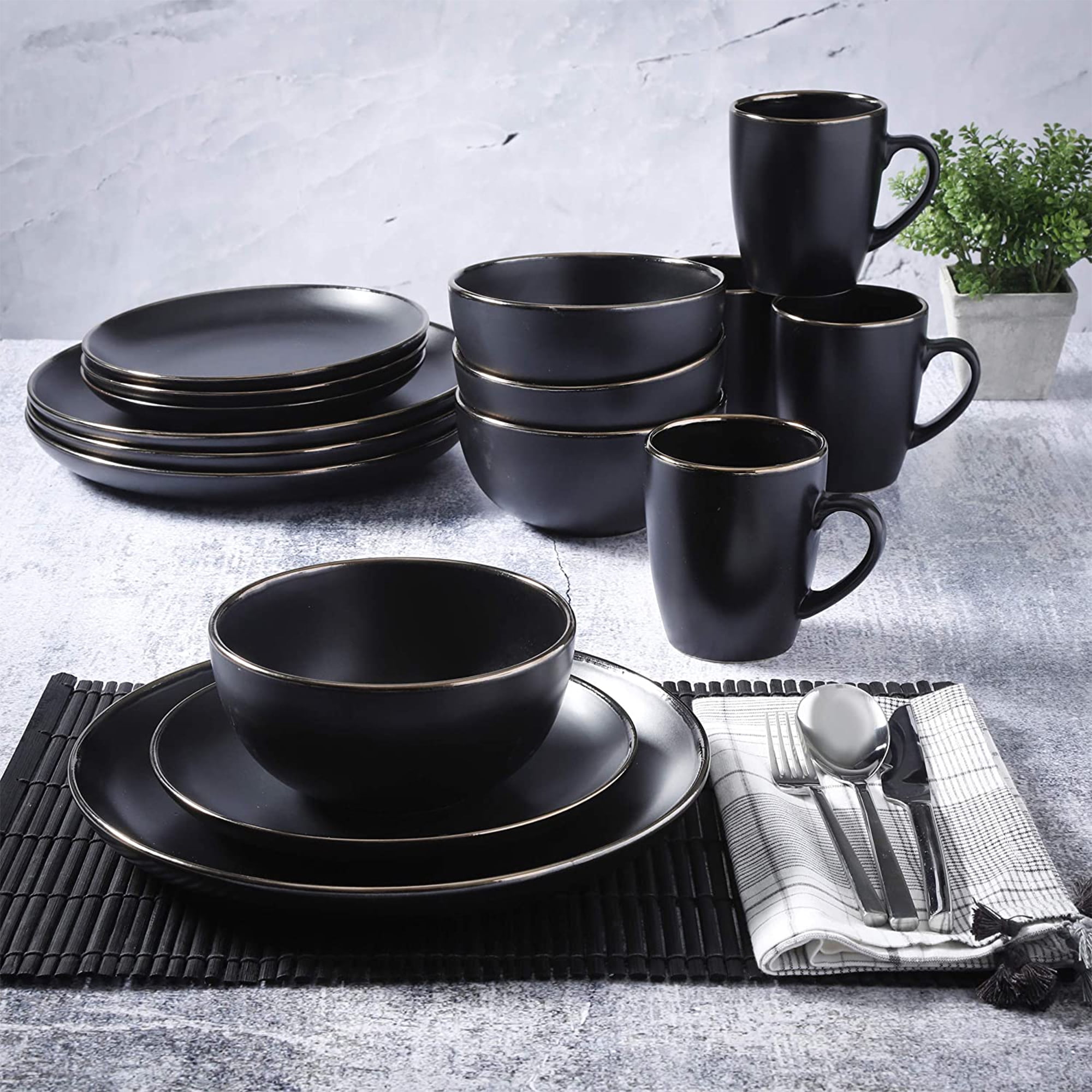 Gibson Home Munich Gold 16-Piece Dinnerware Set - Matte Black w/ Gold Rim