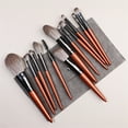 thumbnail image 1 of Set de brochas de maquillaje de 12 piezas. Brochas de maquillaje premium. Kit de maquillaje profesional avanzado. Brocha para sombras de ojos, polvos y bases de maquillaje. Set de brochas cosméticas c, 1 of 9