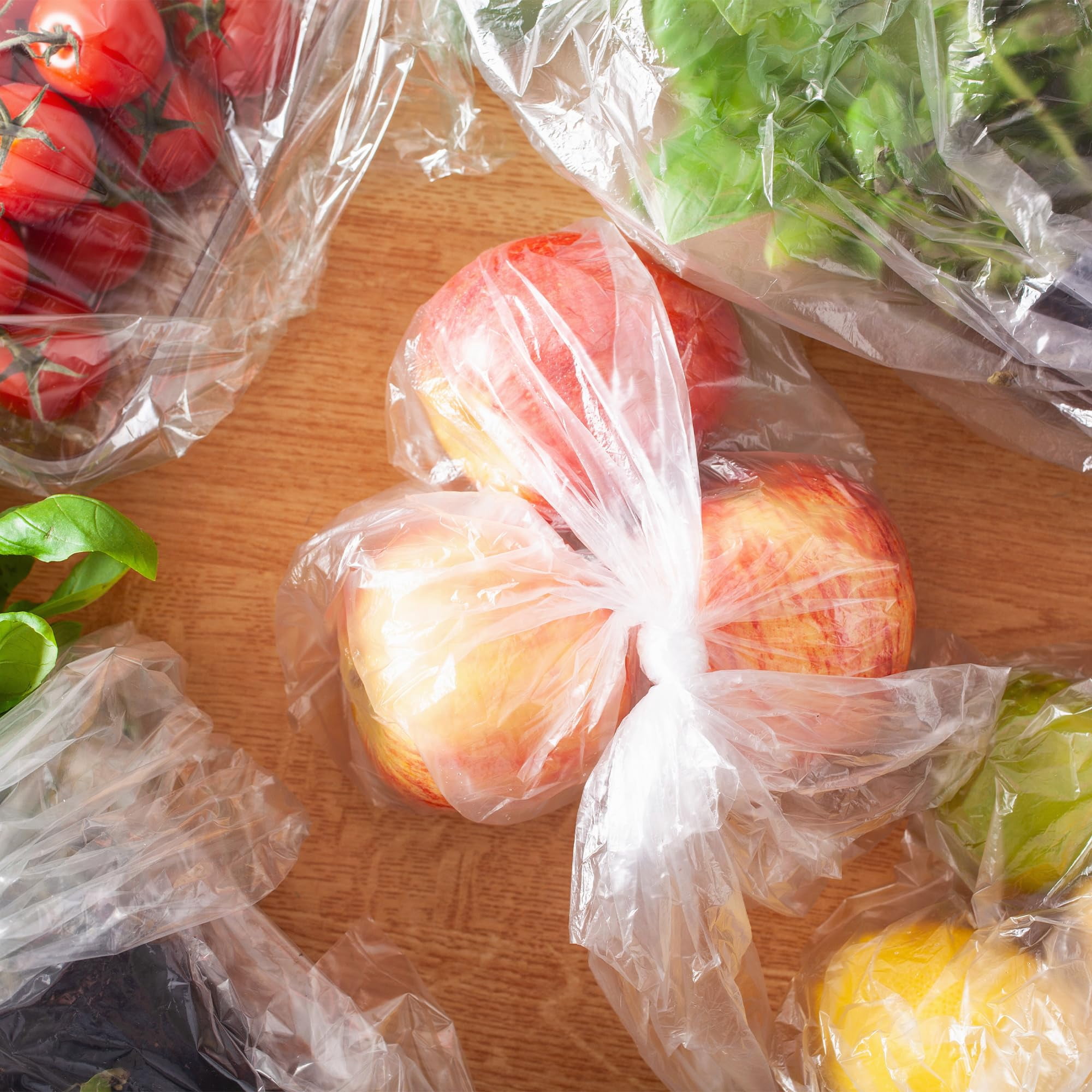 Plastic Produce Bags on Roll, 1200 count, 12 in x 20 in, Polyethylene, Clear, 10 mic