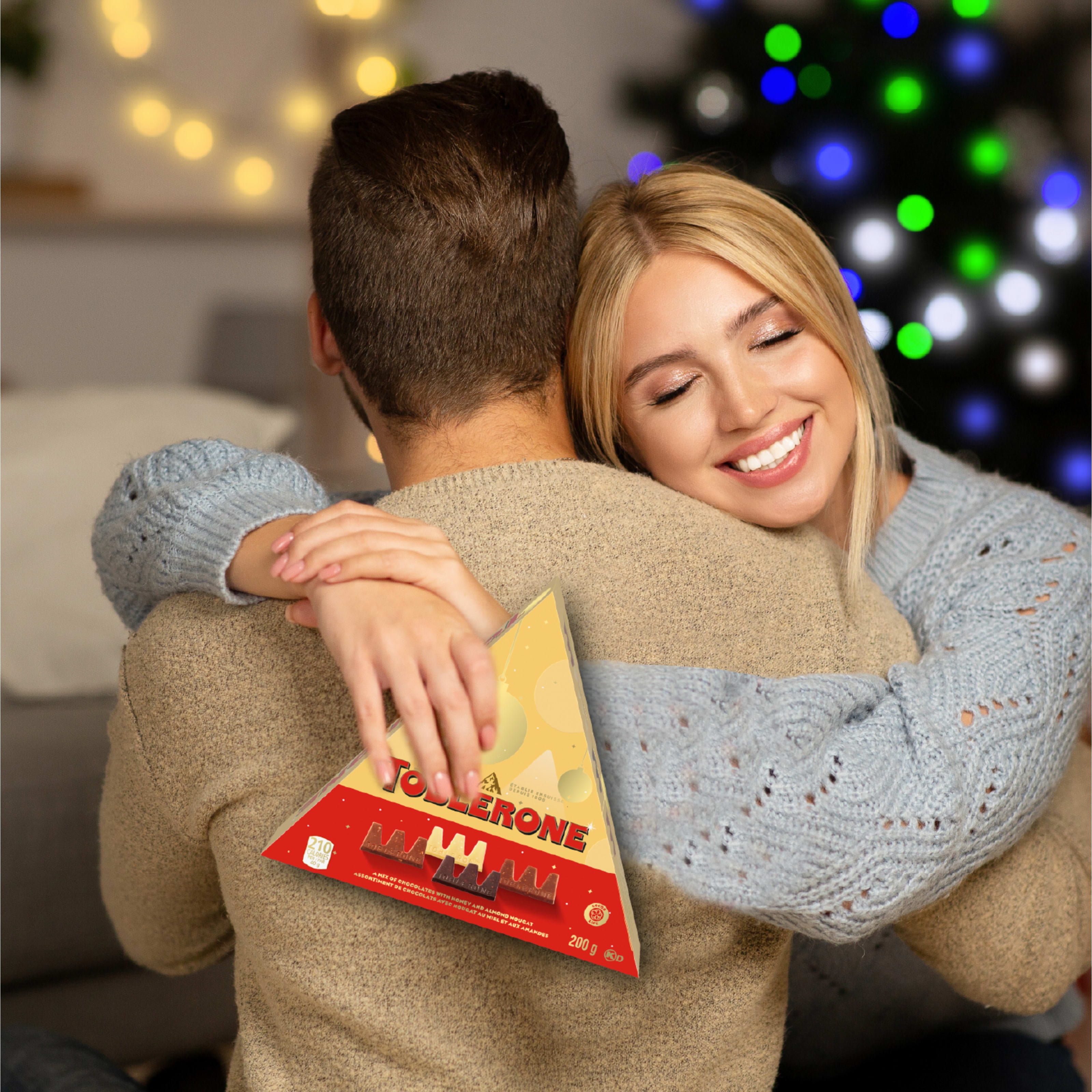 Boîte De Chocolats Toblerone Assortis En Format Petits (25 Morceaux Emballés Individuellement). 200 g