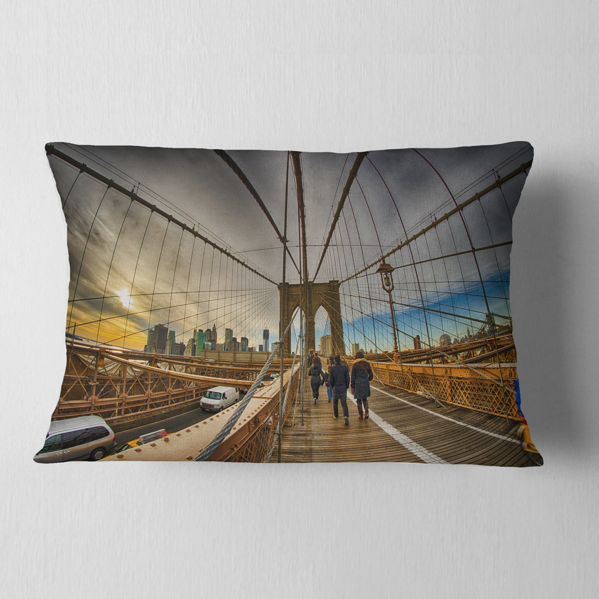 Designart Strolling on Brooklyn Bridge - Landscape Photo Throw Pillow - 12x20