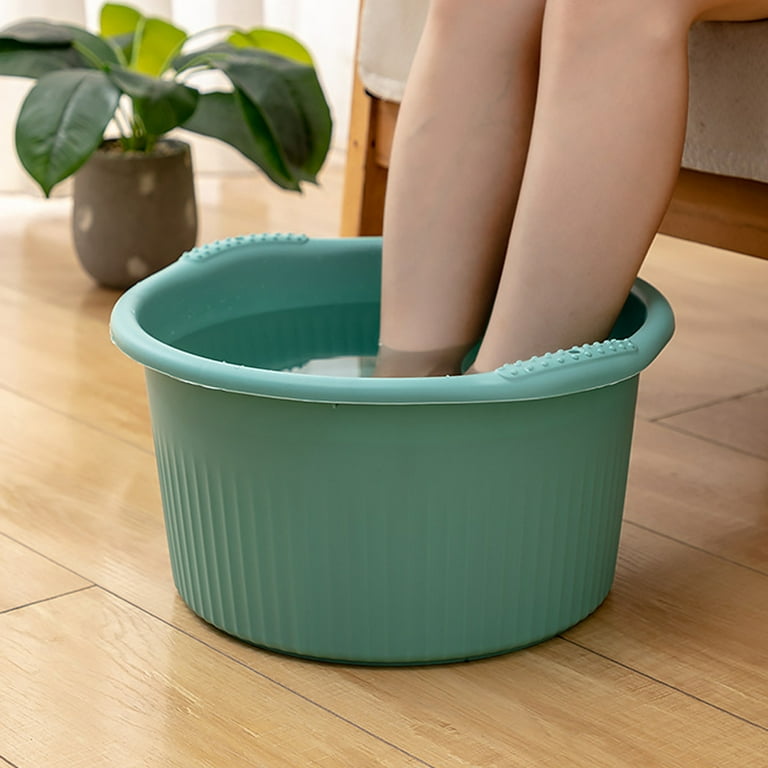 Plastic tub deals to soak feet