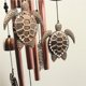 thumbnail image 4 of Injueey Carillón de viento Tortugas Diseño especial Carillones colgantes Gancho en forma de S Decoración decorativa para jardín Interior Decoración del hogar, 4 of 6