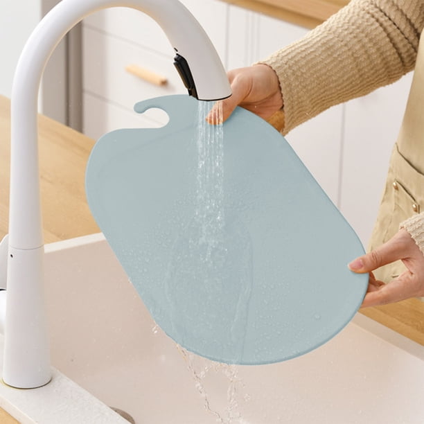 Tabla De Cortar De Plástico Con Lunares Y Cuadrados Antideslizantes, Diseño Reversible Con Ranuras Para Jugo Y Orificio Para La Mano, Apta Para Lavavajillas Para Una Limpieza Fácil.