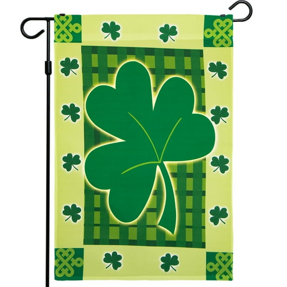 G128 - St Patrick's Day Garden Flag, St Patrick's Themed Decorations - Large Green Clover, Rustic Holiday Seasonal Outdoor Flag 12" x 18"