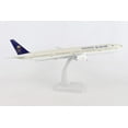 thumbnail image 3 of Hogan Wings HG11175G 1 by 200 Scale Saudi 777-300ER Model Airliner with Gear, Registration No.HZ-AK45, 3 of 4
