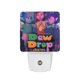 thumbnail image 1 of Diarios de Gotita de Rocío Luz nocturna LED con sensor de anochecer a amanecer para dormitorio, baño, pasillo, escaleras - Lámpara LED nocturna de enchufe, 0.5W - 1 pieza, 1 of 6
