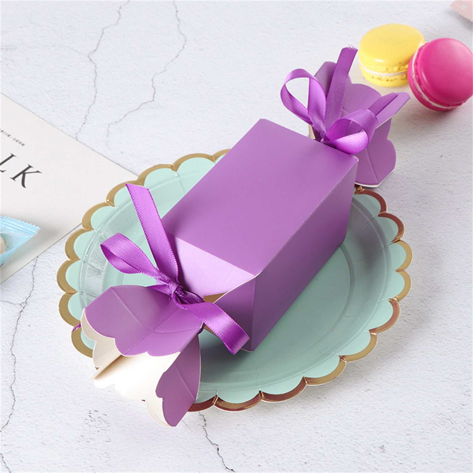 Drppepioner Red Striped Candy Box European Style Wedding Gift Packaging Flower Vase Shaped Paper Box Christmas Candy Box