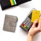 thumbnail image 1 of Cartera de mujer Salvador con bloqueo y múltiples ranuras para tarjetas Gris, 1 of 10