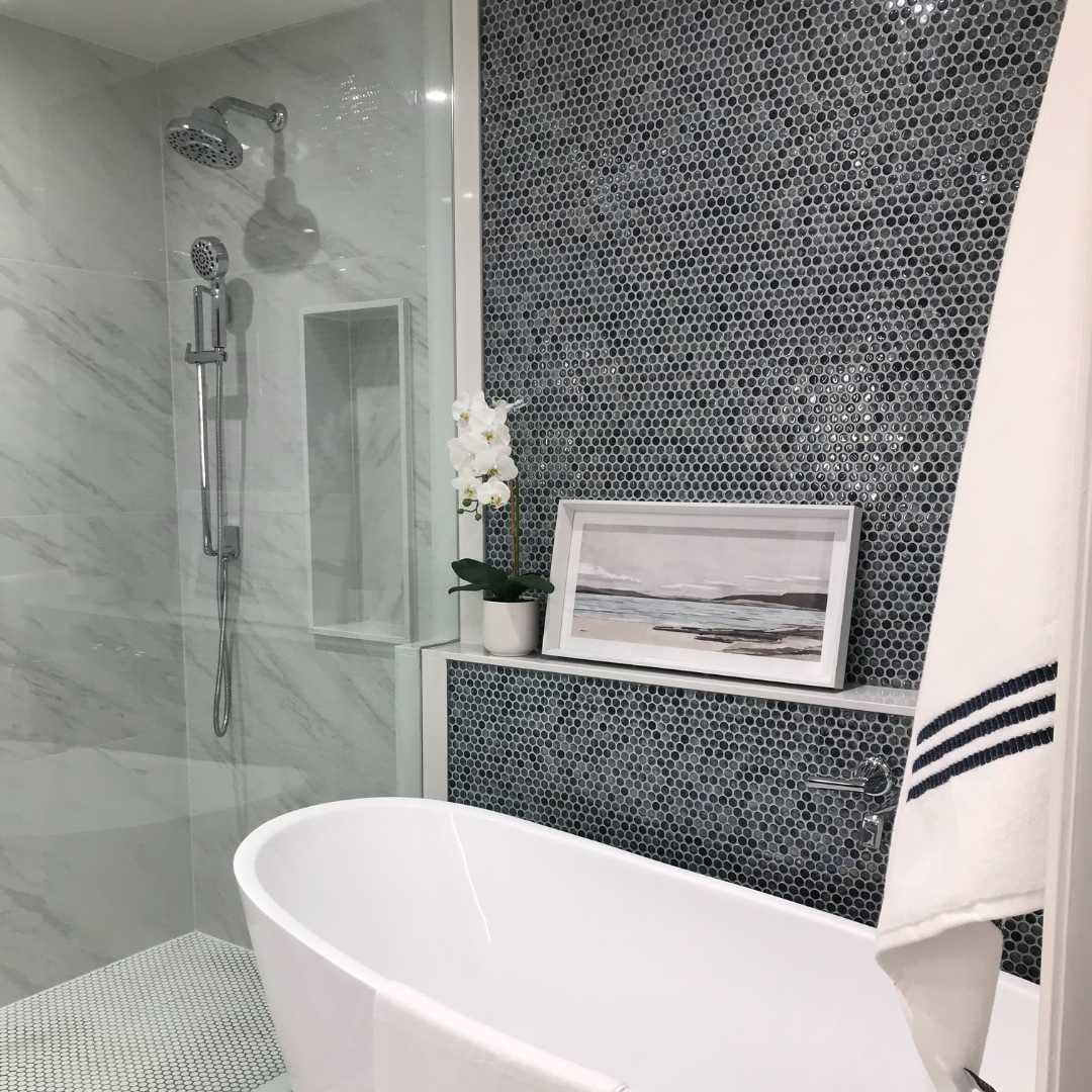The Tile Life Eterna Penny 1" x 1" Arrecife Iridis Grey Glass Round Mosaic Floor and Wall Tile 1 Sheet